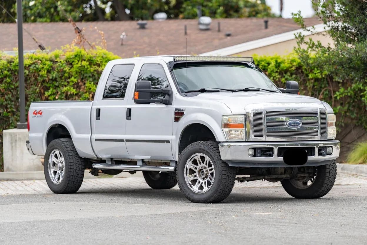 2008 Ford F-250 Super Duty Lariat, view 1
