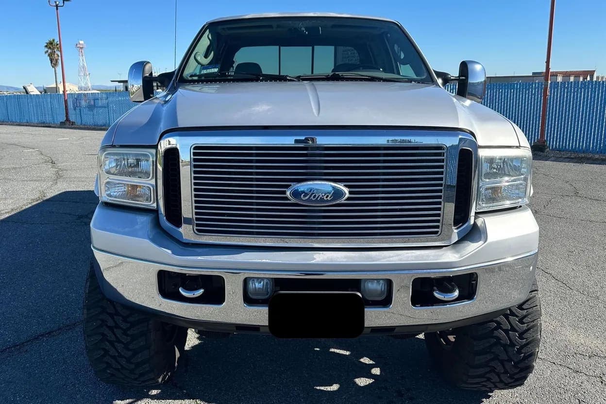2006 Ford F-250 Super Duty Lariat, view