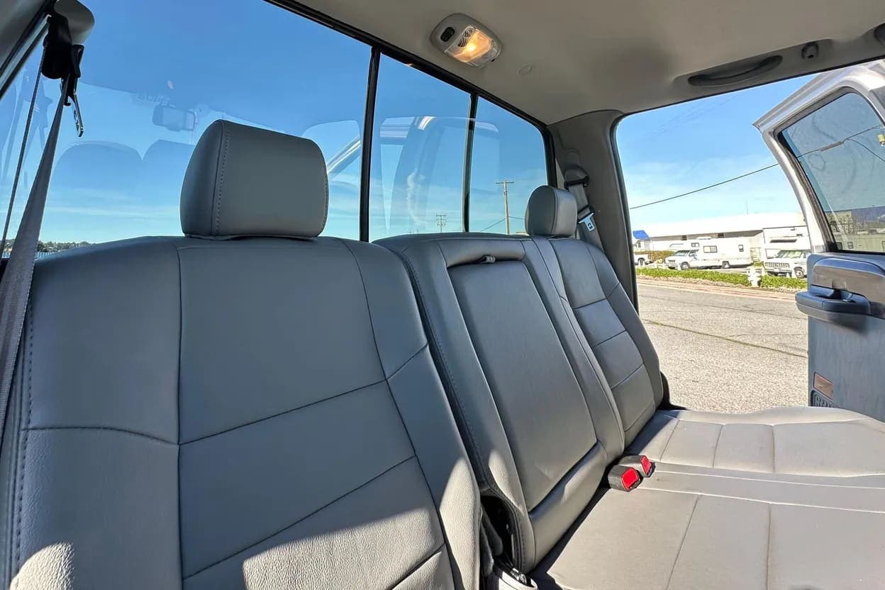 2006 Ford F-250 Super Duty Lariat, view