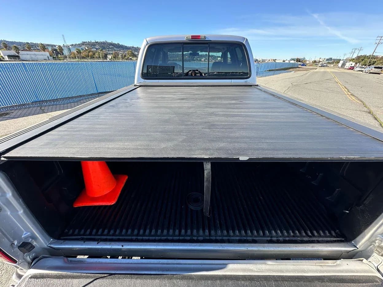 2006 Ford F-250 Super Duty Lariat, view