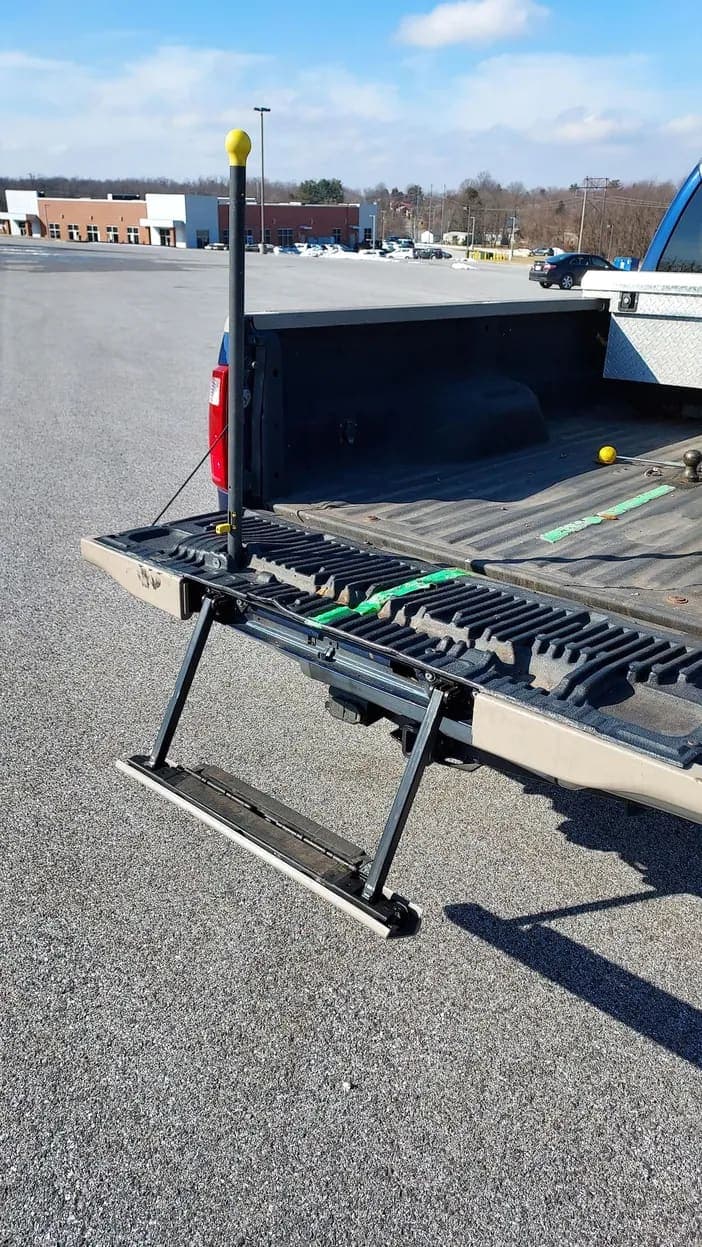 2008 Ford F-450 King Ranch, view