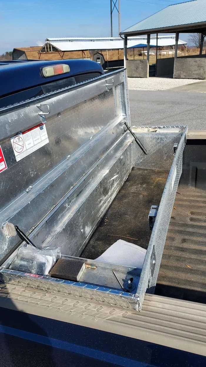 2008 Ford F-450 King Ranch, view