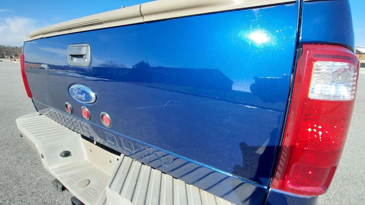 2008 Ford F-450 King Ranch, view