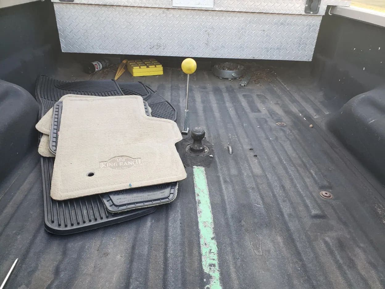 2008 Ford F-450 King Ranch, view