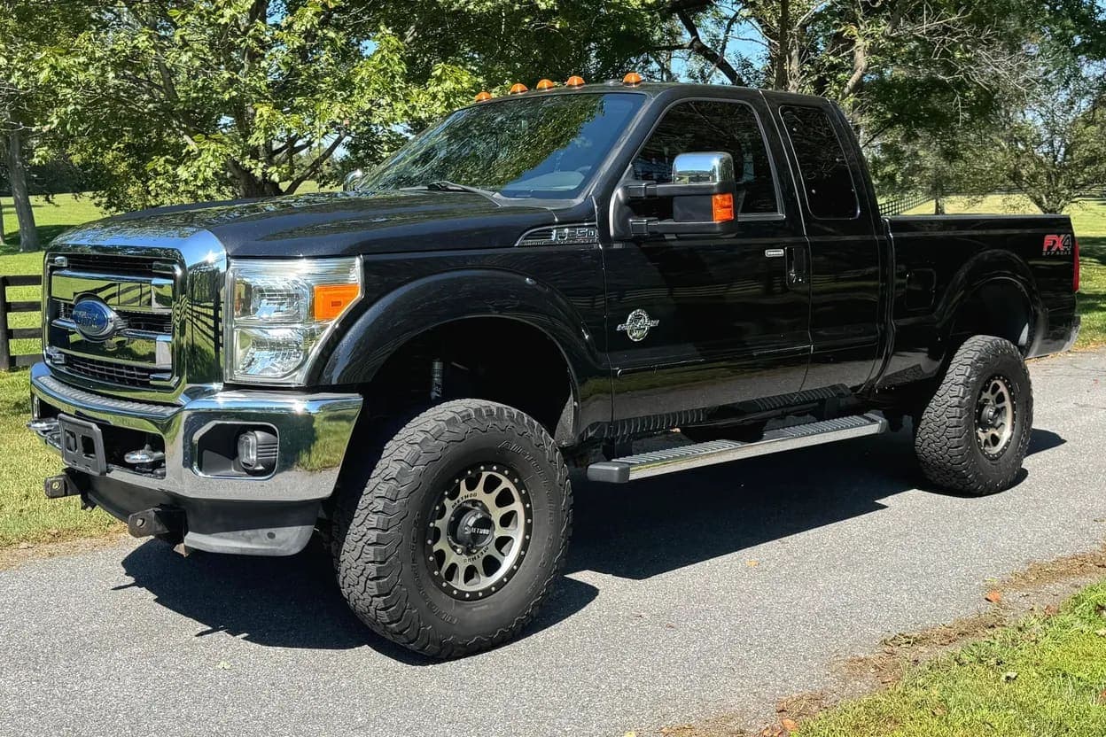 2012 Ford F-250 Super Duty Lariat, view