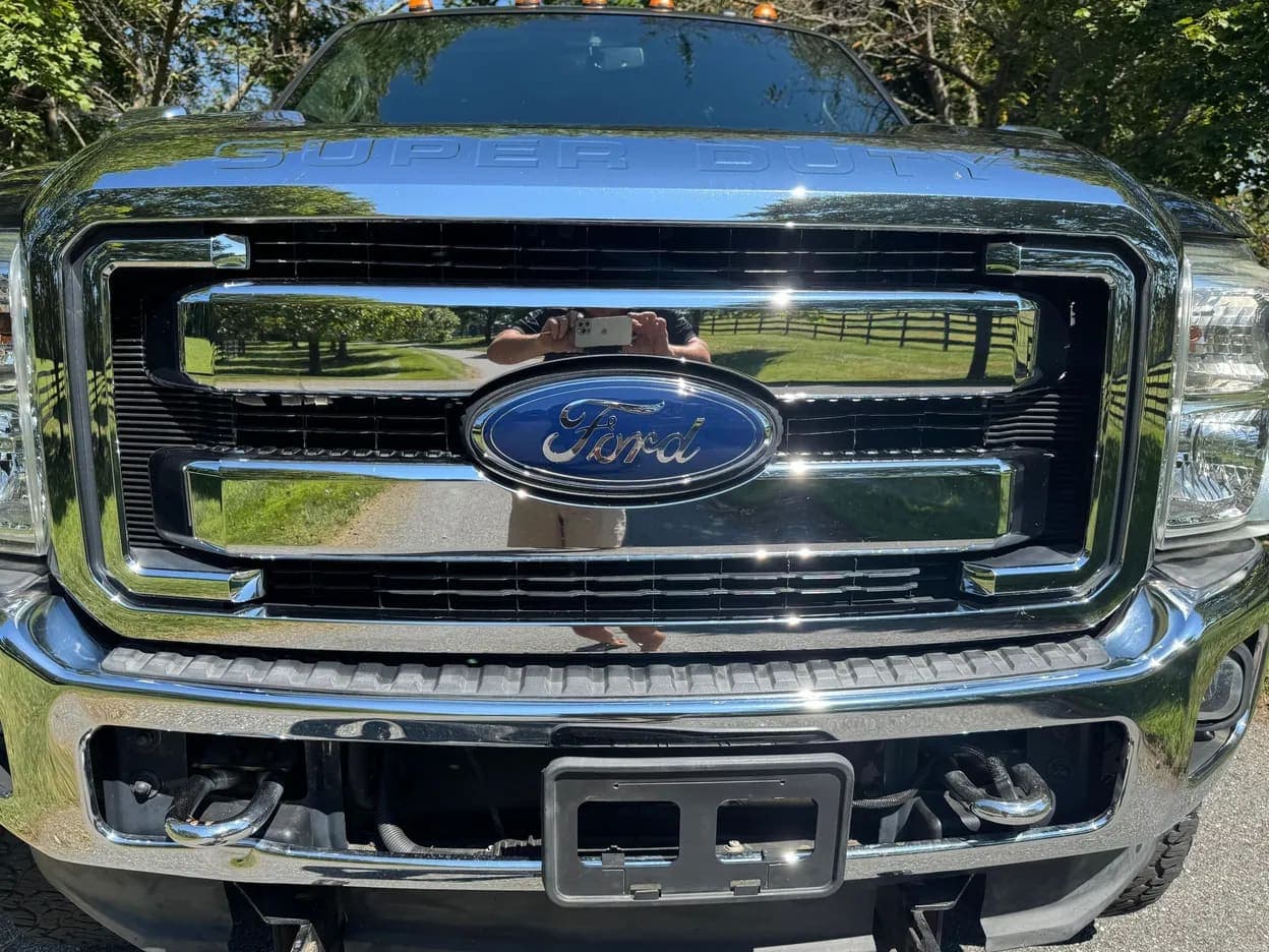 2012 Ford F-250 Super Duty Lariat, view