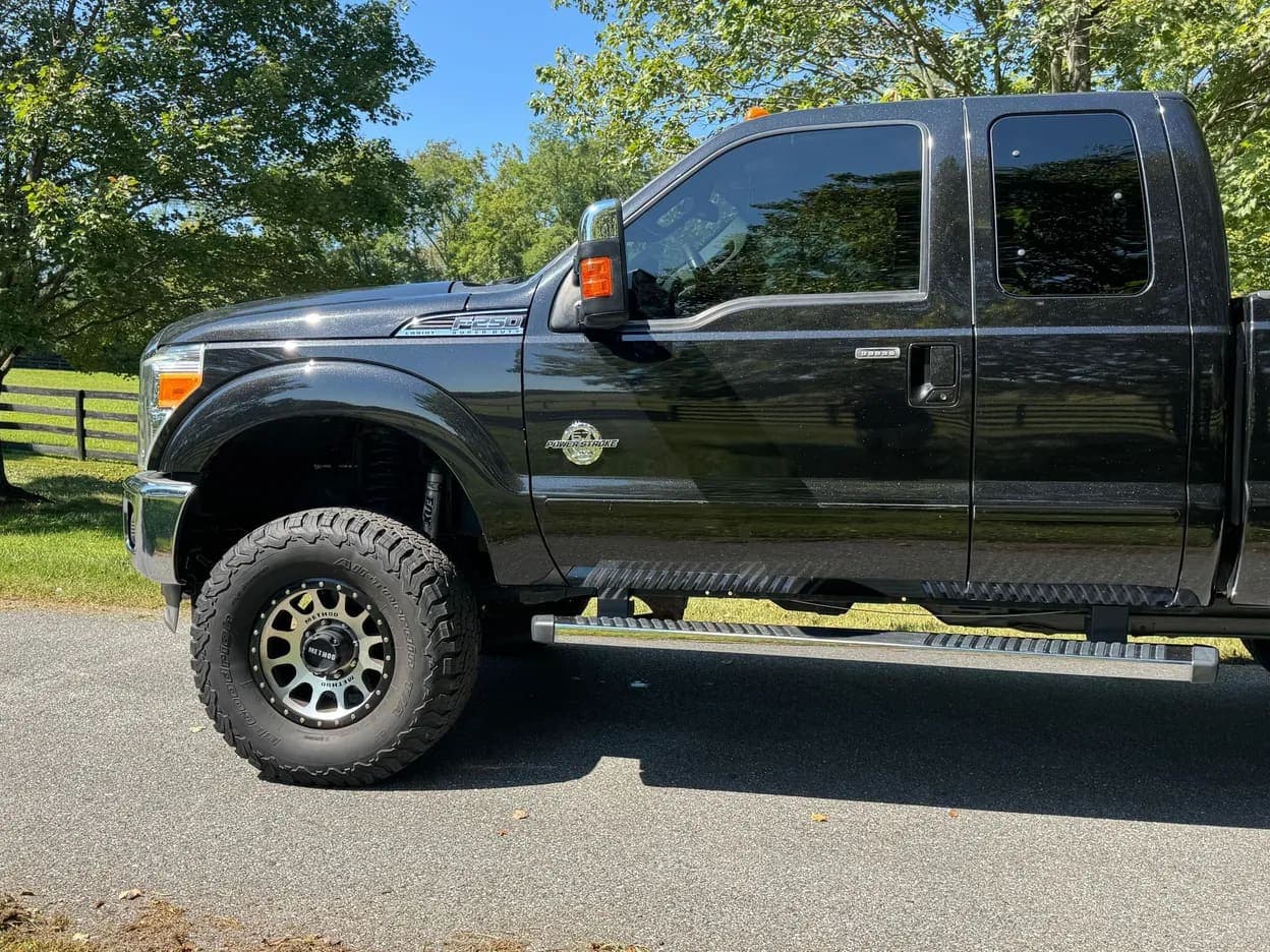 2012 Ford F-250 Super Duty Lariat, view