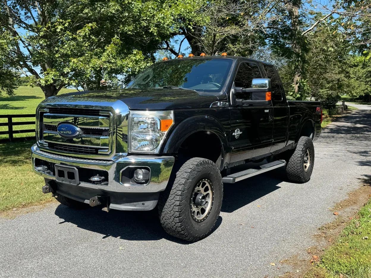 2012 Ford F-250 Super Duty Lariat, view