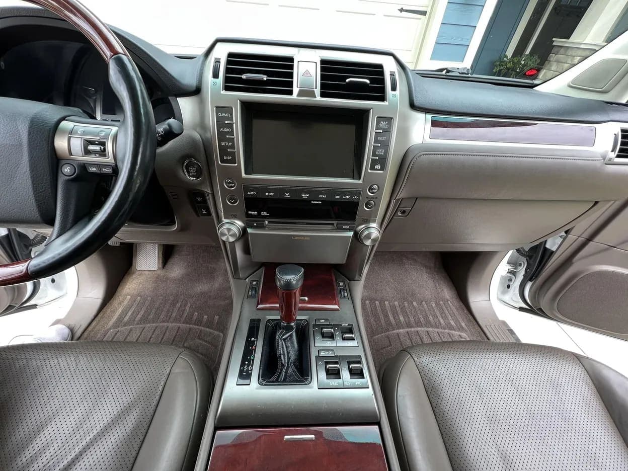 2012 Lexus GX 460, view