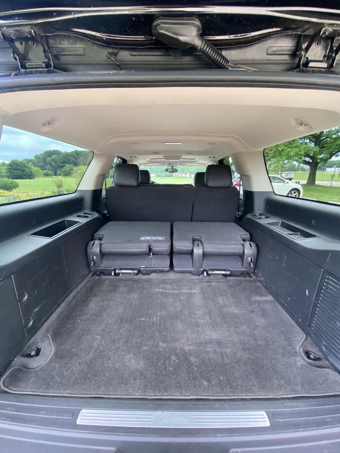 2013 Cadillac Escalade ESV, view