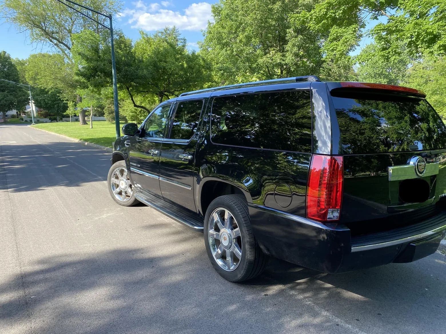 2013 Cadillac Escalade ESV, view