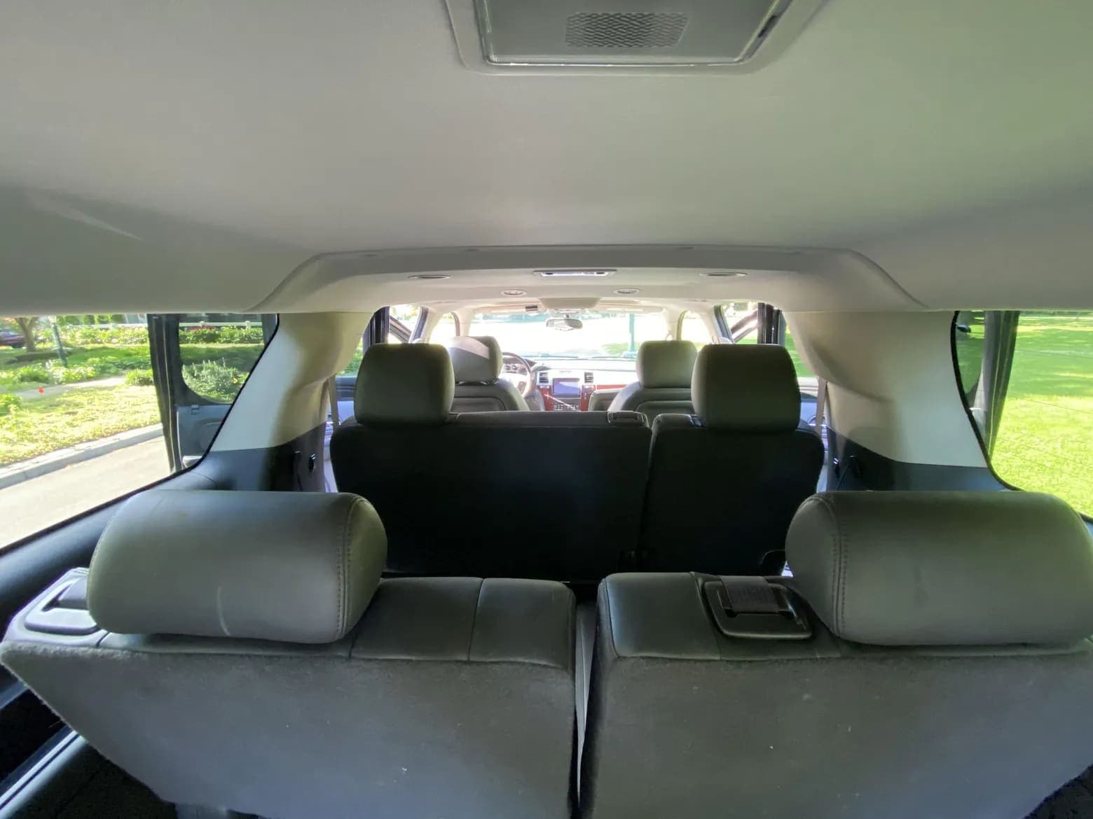 2013 Cadillac Escalade ESV, view