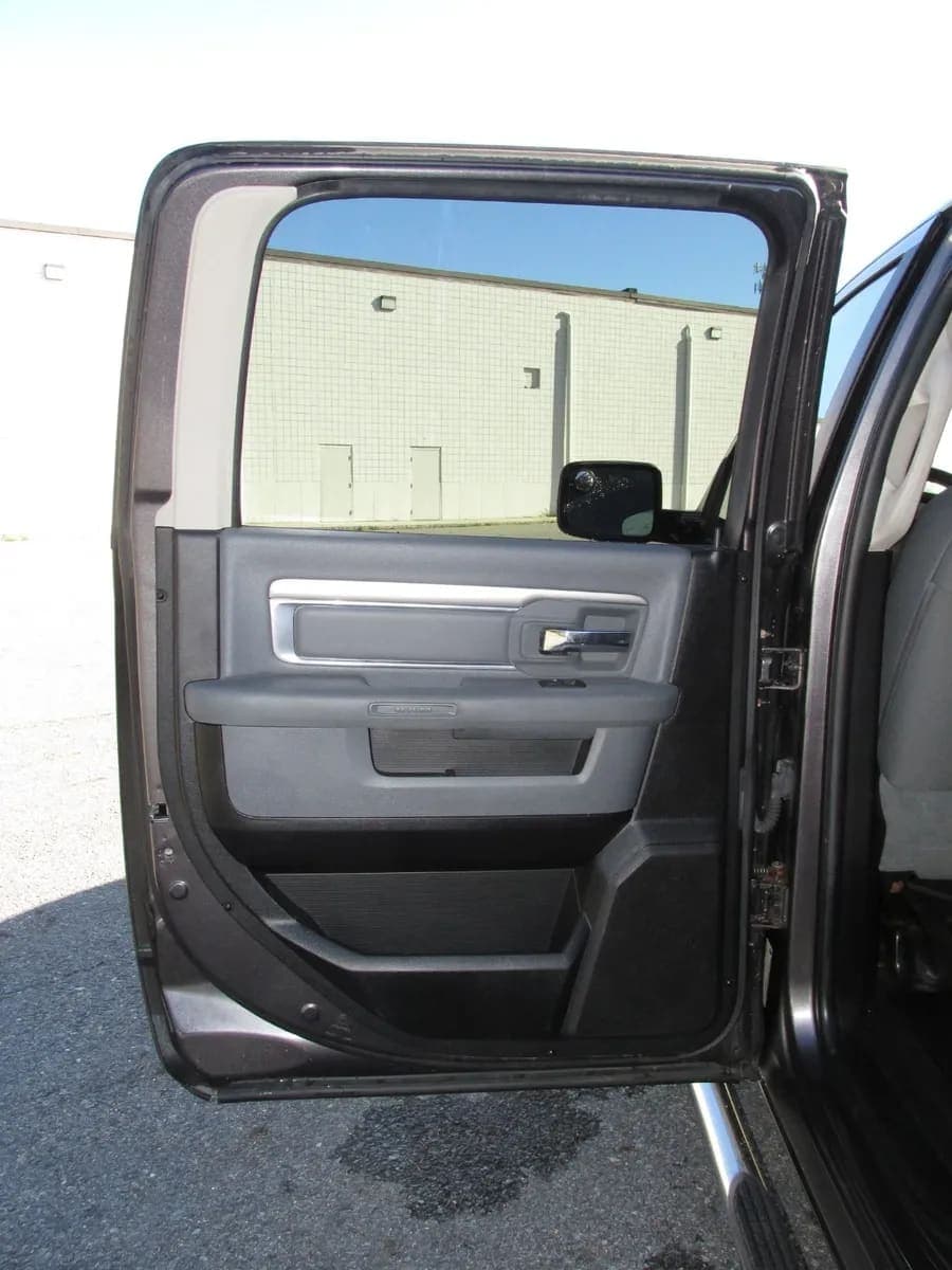 2014 Dodge Ram 1500 Big Horn, view