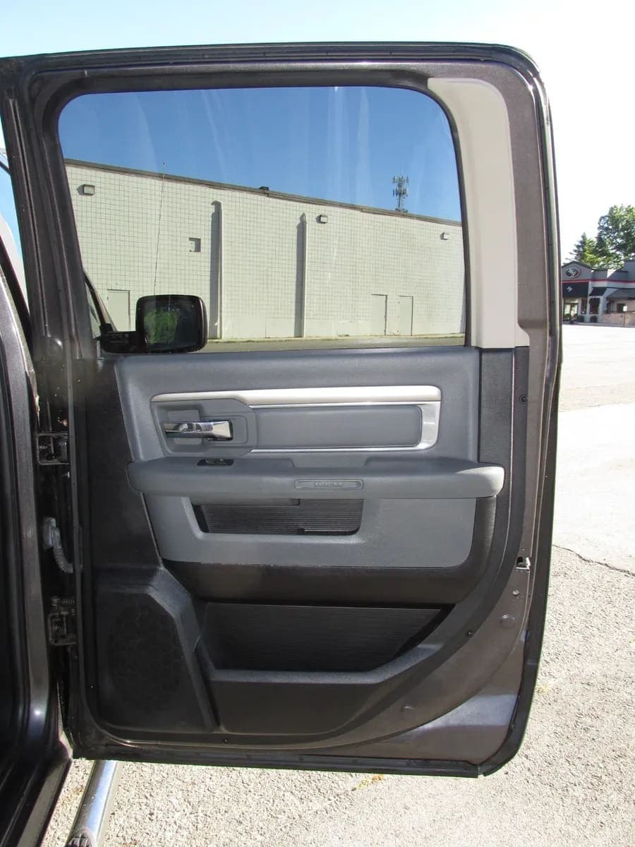 2014 Dodge Ram 1500 Big Horn, view