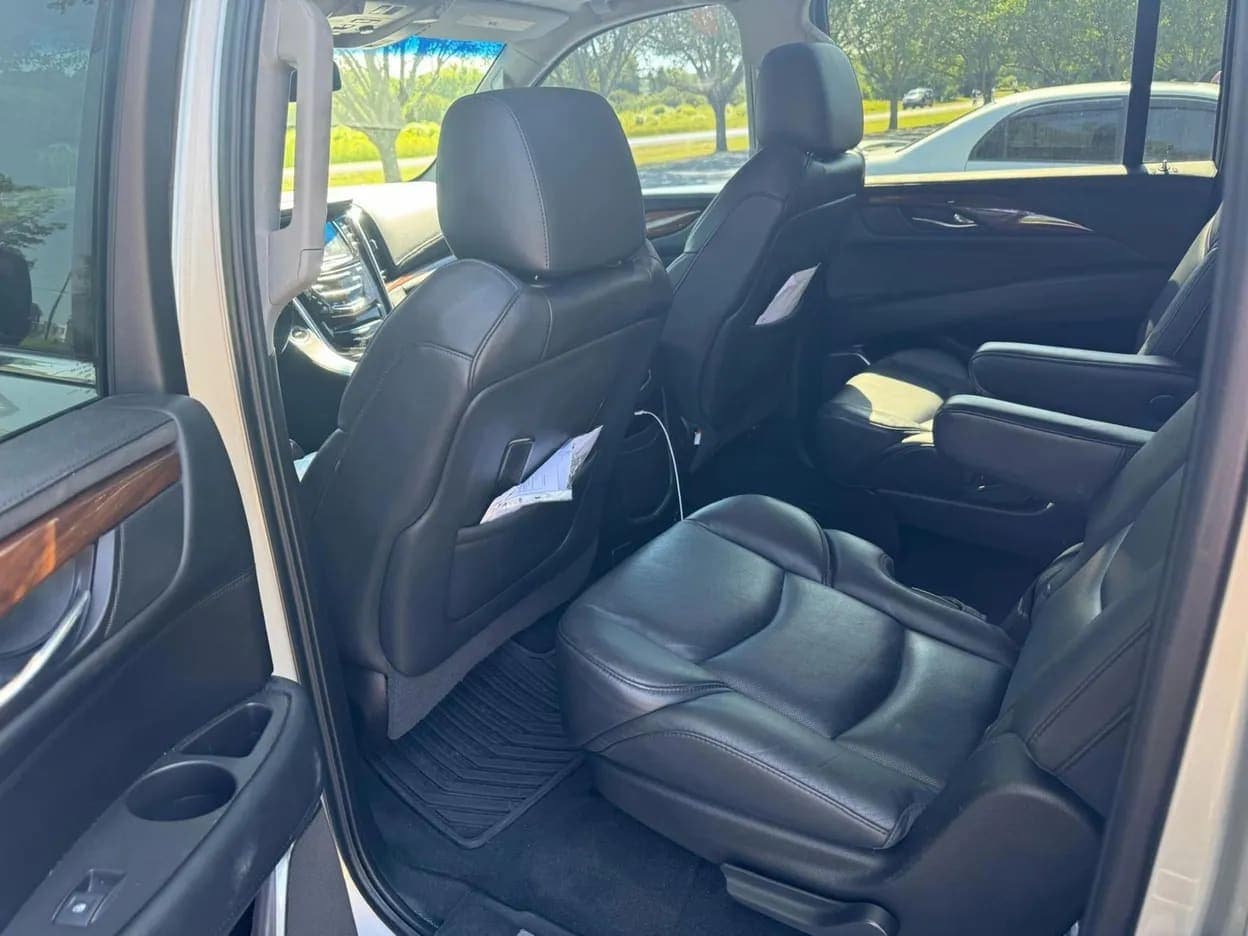 2016 Cadillac Escalade ESV, view