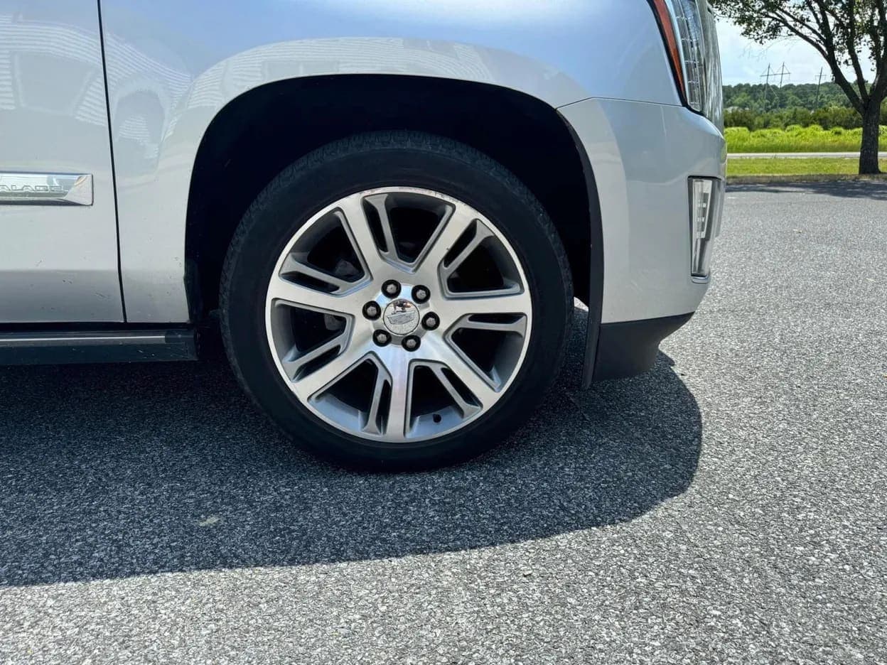 2016 Cadillac Escalade ESV, view