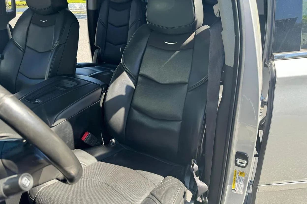 2016 Cadillac Escalade ESV, view