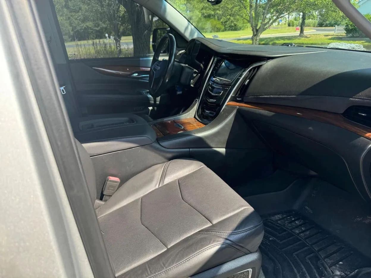 2016 Cadillac Escalade ESV, view