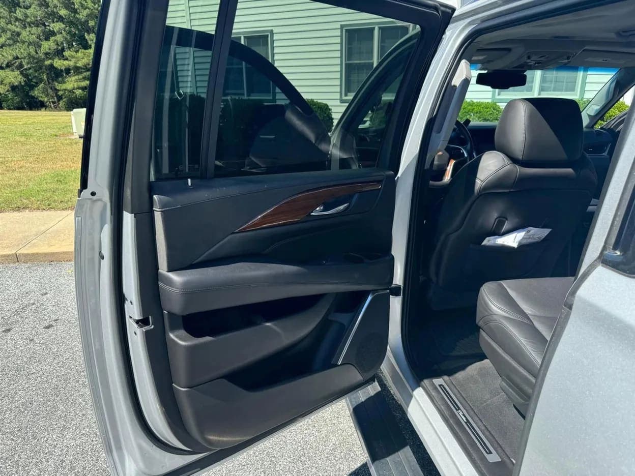 2016 Cadillac Escalade ESV, view