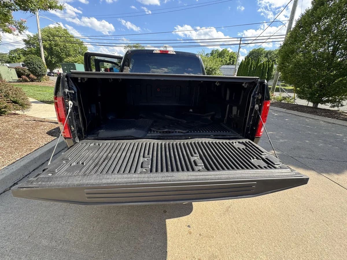 2016 Ford F-150 Crew Cab, view