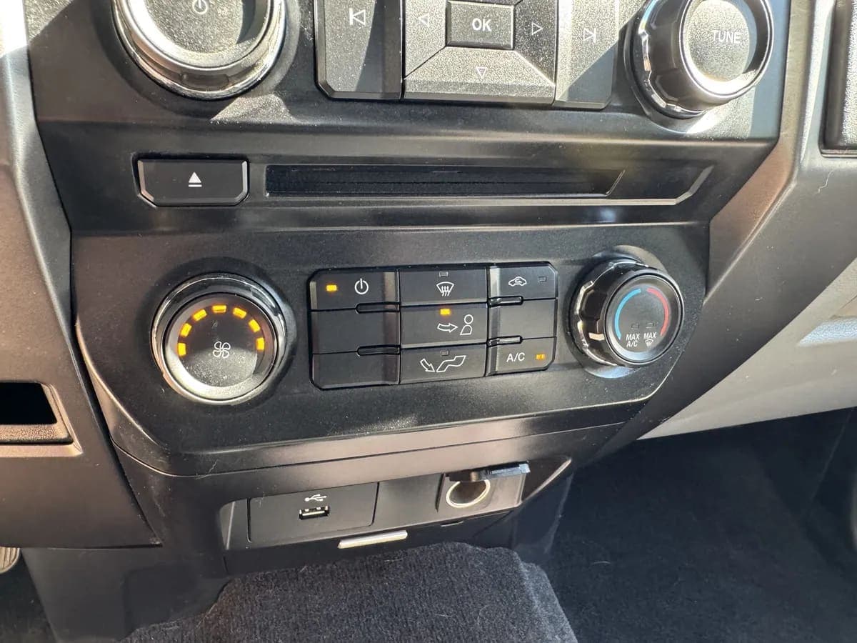 2016 Ford F-150 Crew Cab, view