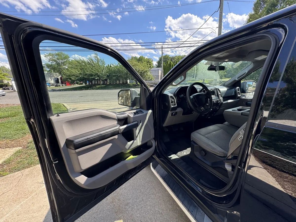 2016 Ford F-150 Crew Cab, view