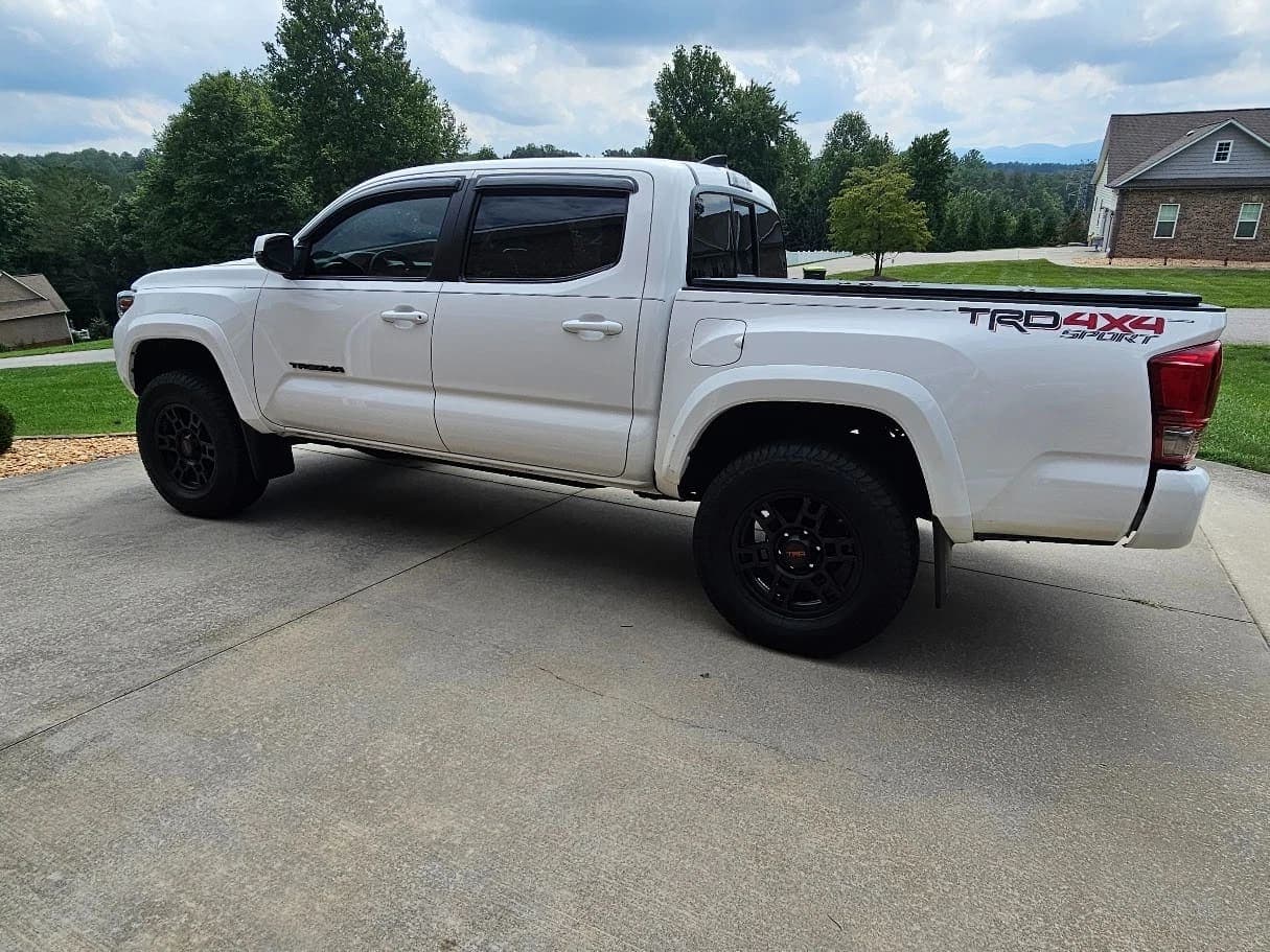 2016 Toyota Tacoma Double Cab, view
