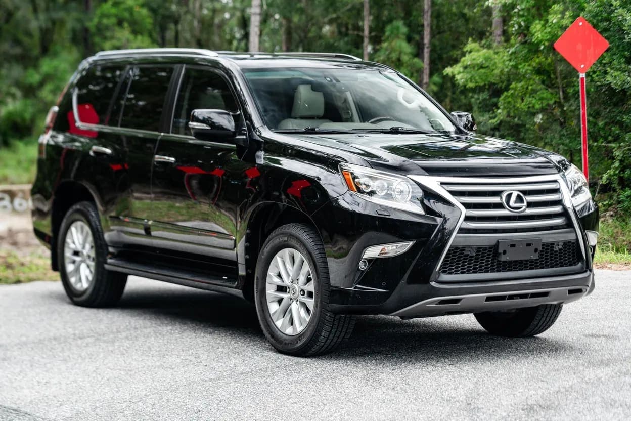 2017 Lexus GX 460 exterior