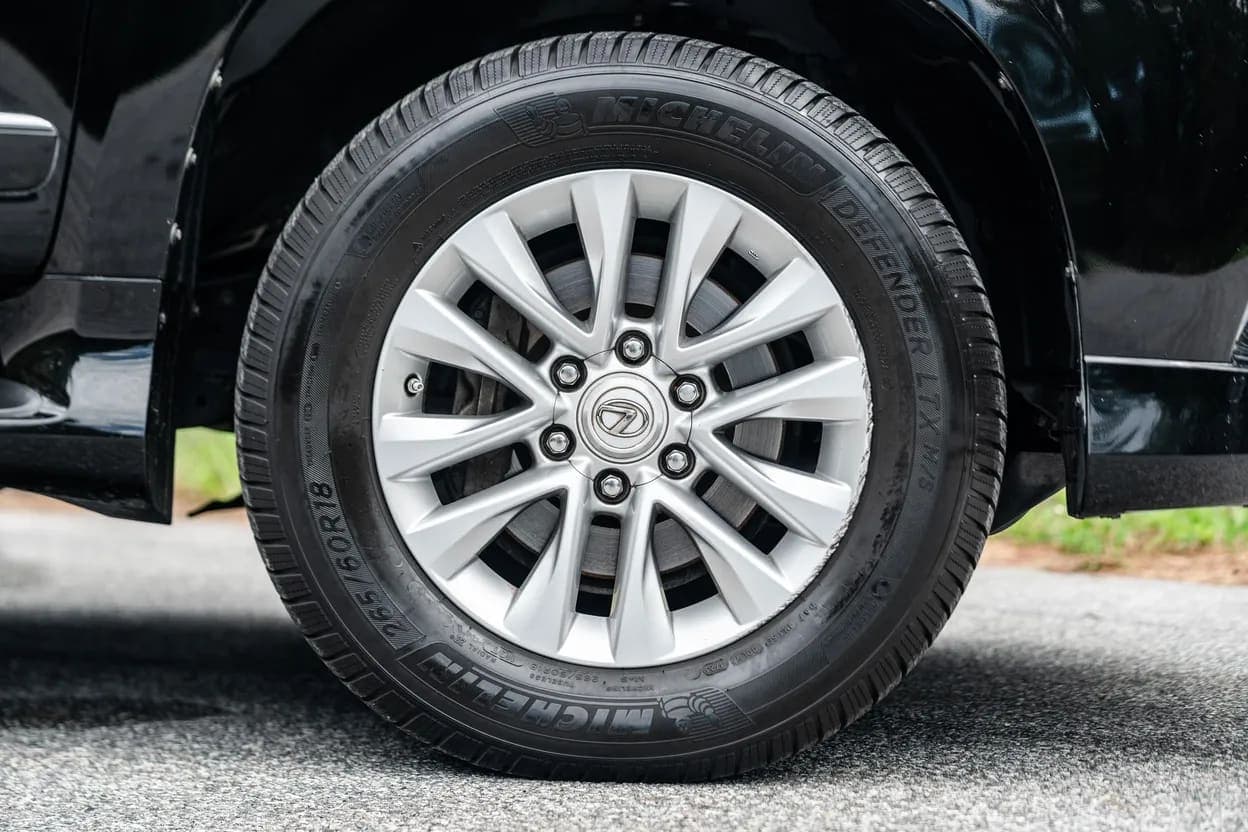 2017 Lexus GX 460, view
