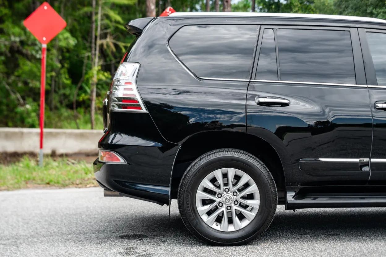 2017 Lexus GX 460, view