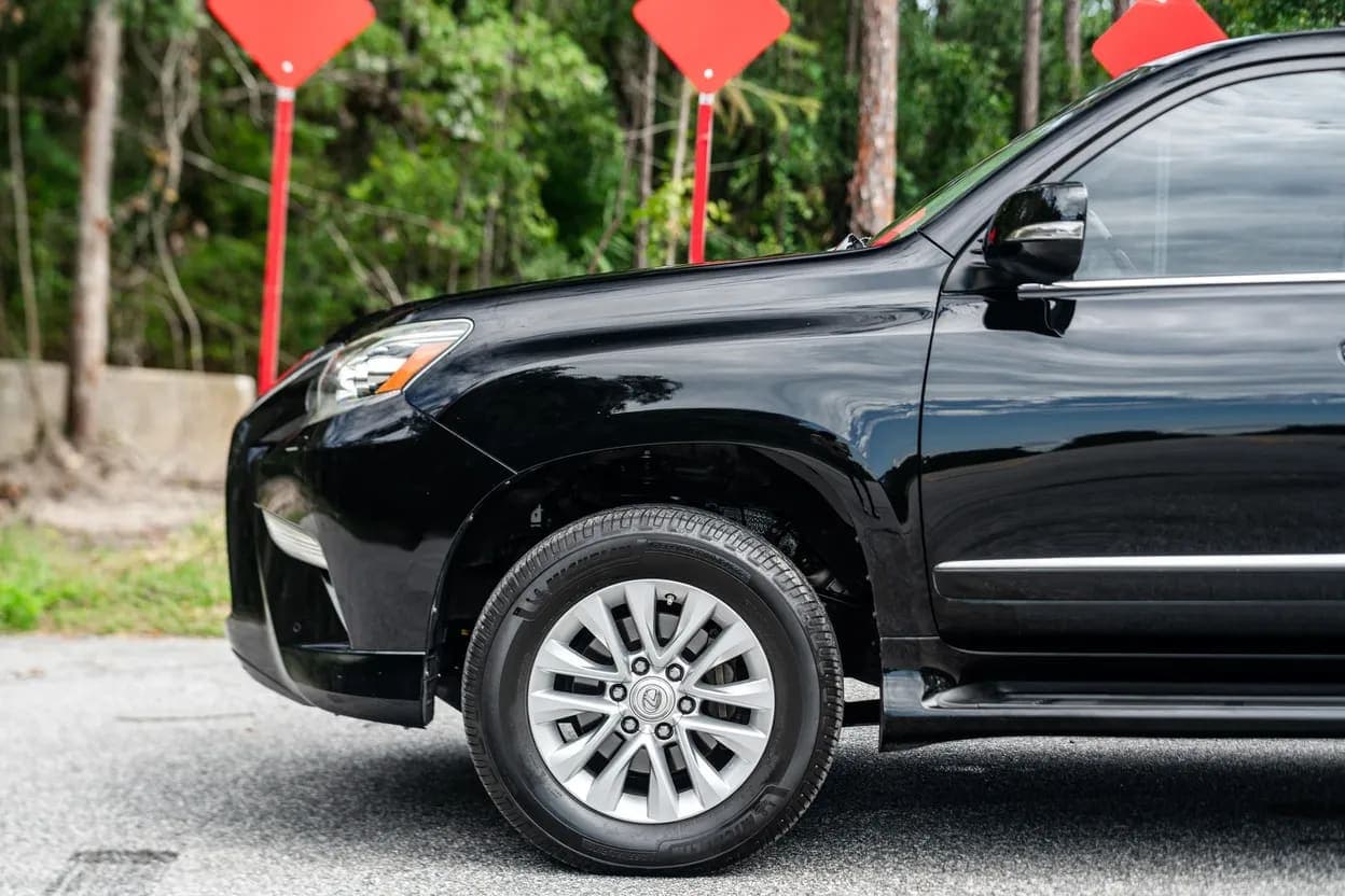 2017 Lexus GX 460, view