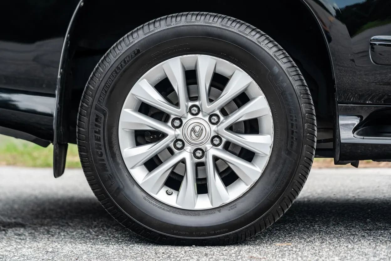 2017 Lexus GX 460, view