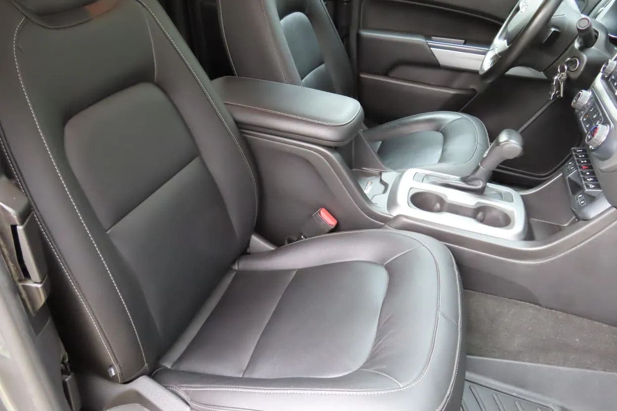 2018 Chevrolet Colorado ZR2, view