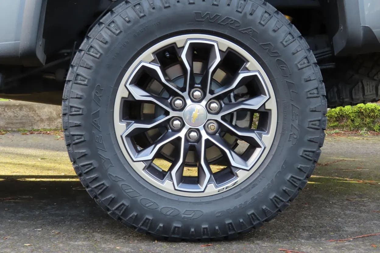 2018 Chevrolet Colorado ZR2, view