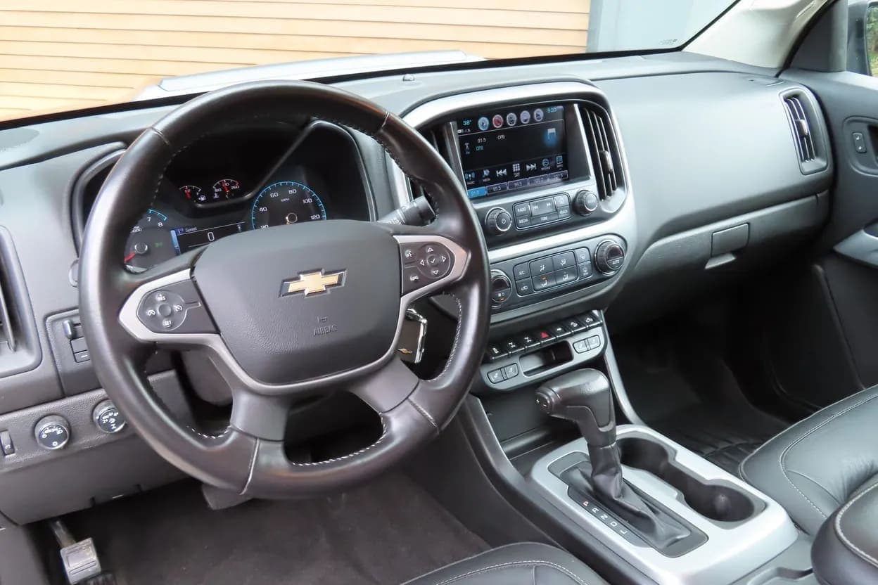 2018 Chevrolet Colorado ZR2, view