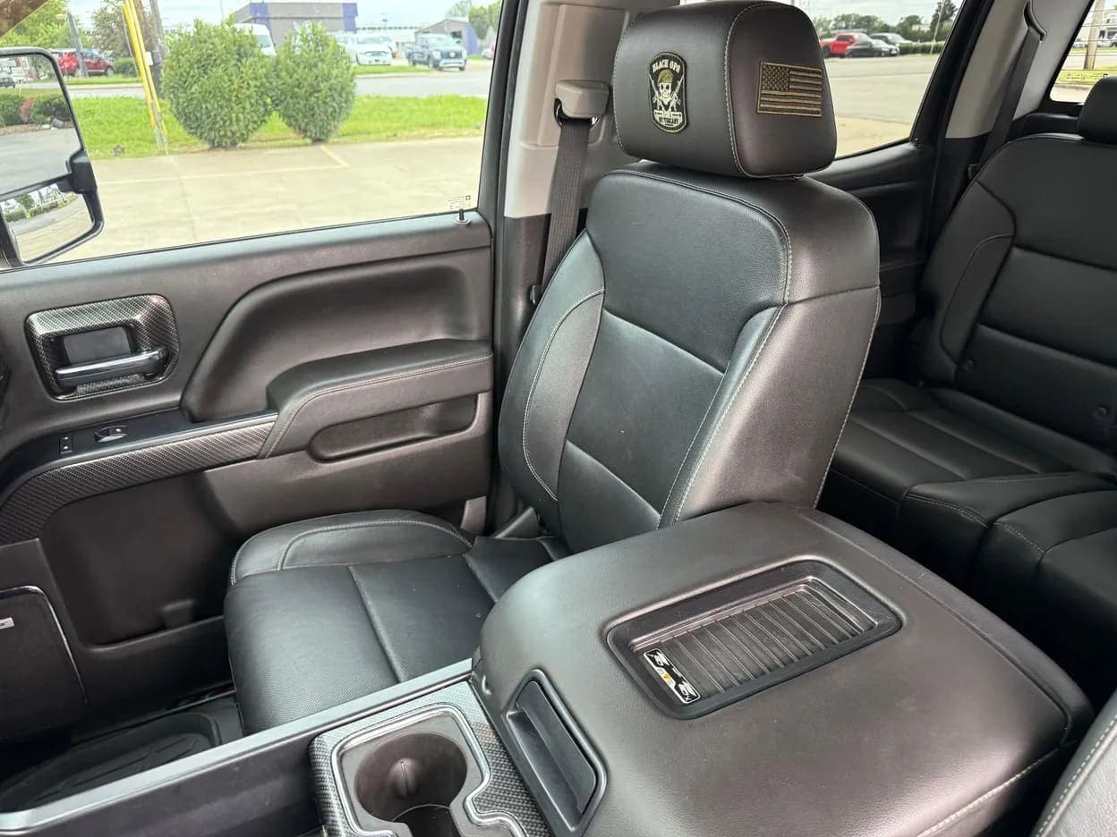 2018 Chevrolet Silverado 1500 LTZ, view