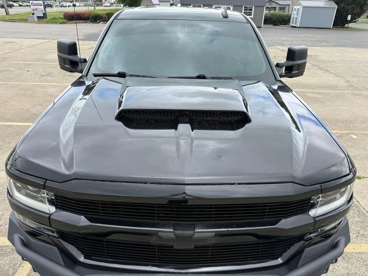 2018 Chevrolet Silverado 1500 LTZ, view