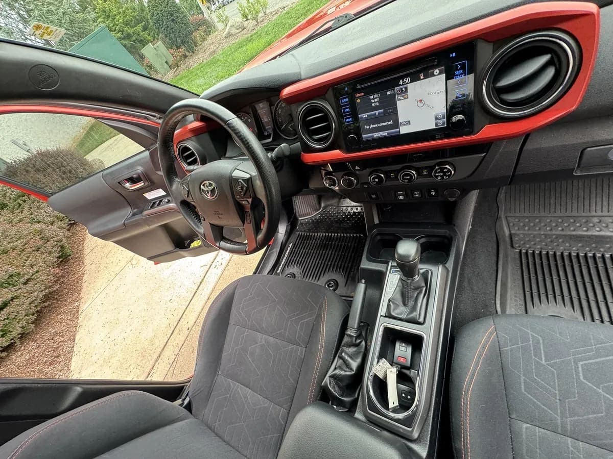 2018 Toyota Tacoma TRD Off-Road, view