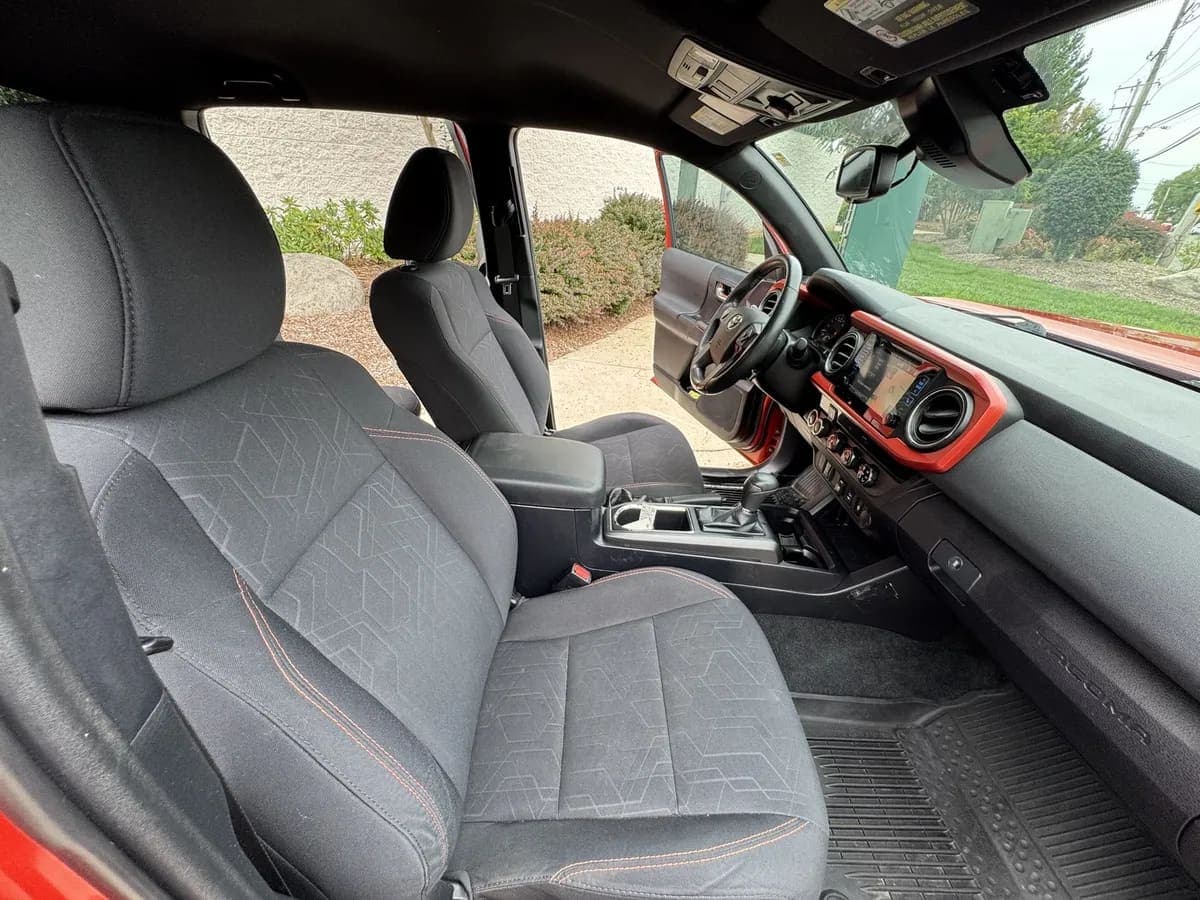 2018 Toyota Tacoma TRD Off-Road, view