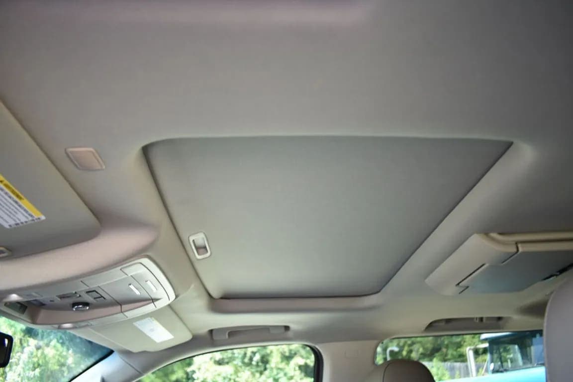 2019 GMC Yukon SLT, view