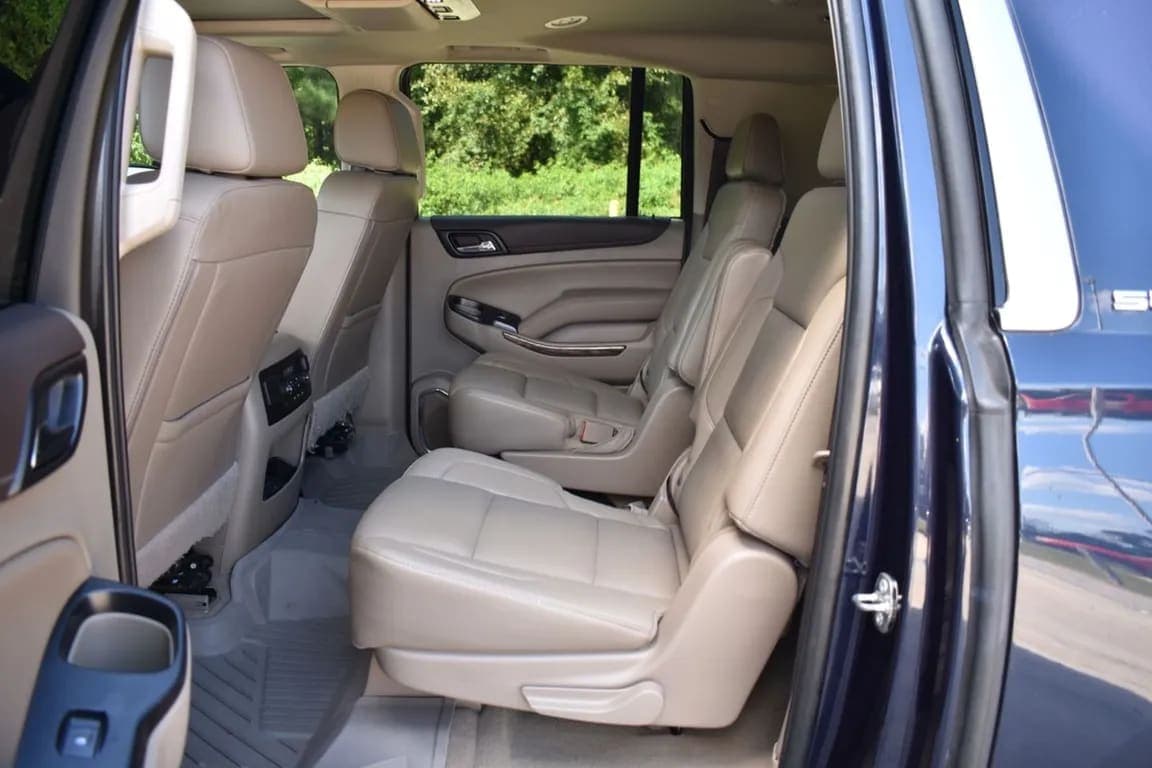 2019 GMC Yukon SLT, view
